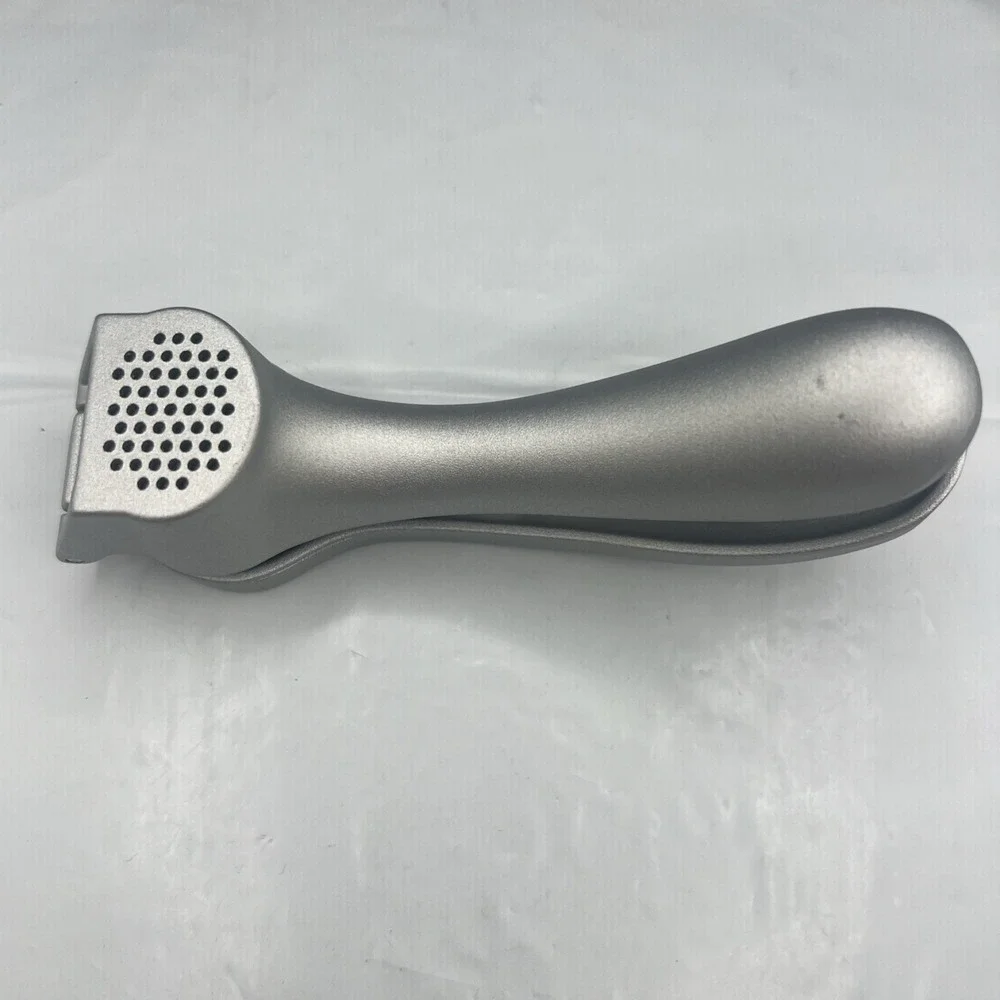 Vintage Pampered Chef Garlic Press K21 Cast Aluminum Silver Handheld Kitchen